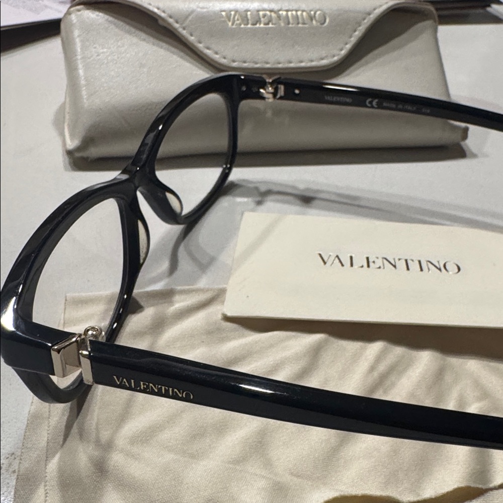 Valentino Women's Black Glasses with Case - Picture 4 of 8